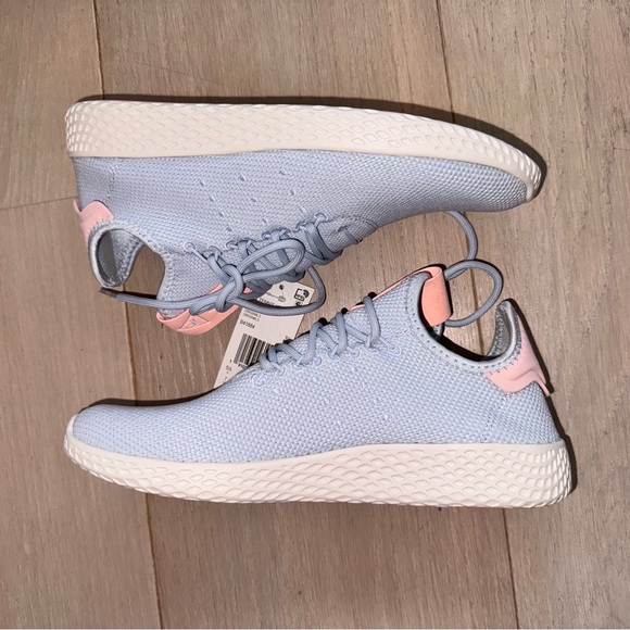 NWT Adidas Pharrell Williams Tennis Hu Sneakers Blue/Pink/White 7W - Picture 2 of 7